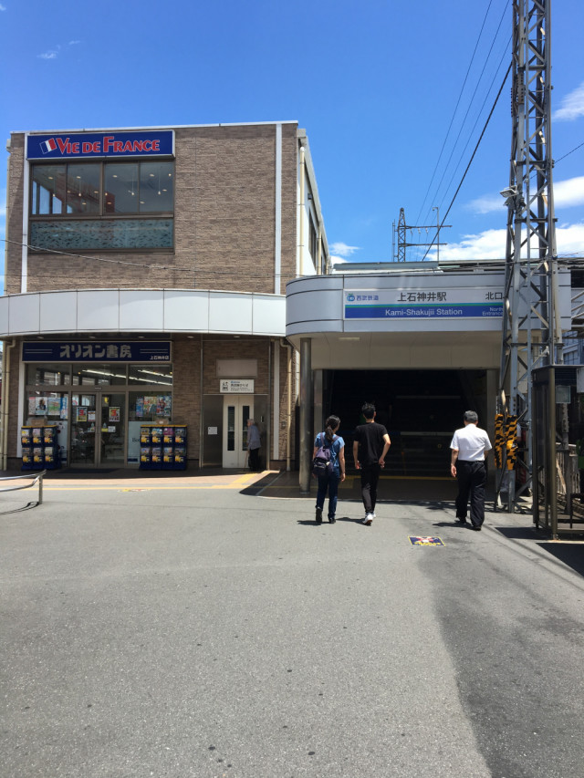 上石神井駅 北口を出ます